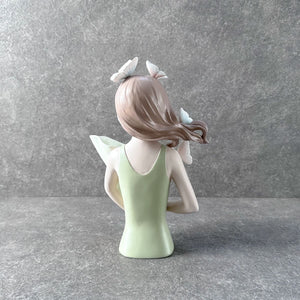 Beverly with a Bouquet Sculpture - Green