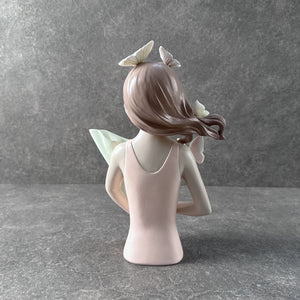 Beverly with a Bouquet Sculpture - Pink