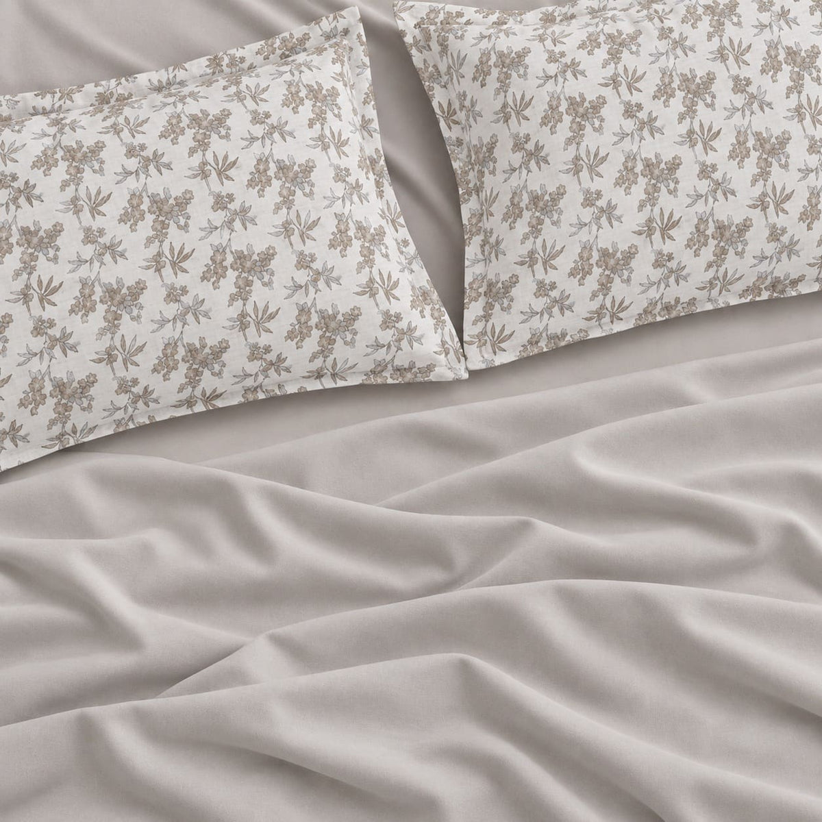 Arabella Ivory & Beige Floral 6-Piece King Size Comforter Bedding Set - Home Artisan