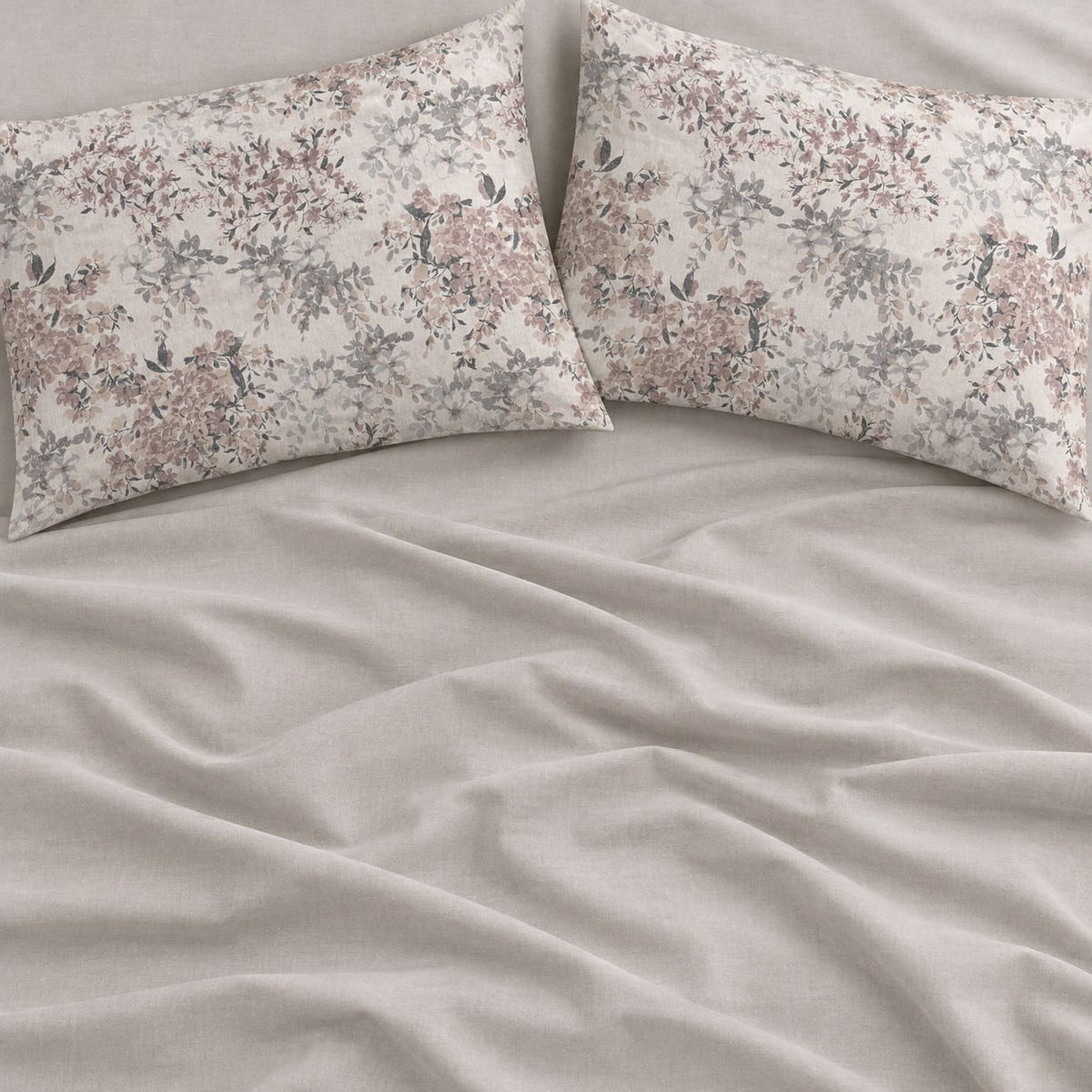 Linnea Blush Pink Botanical 6-Piece King Size Comforter Bedding Set - Home Artisan