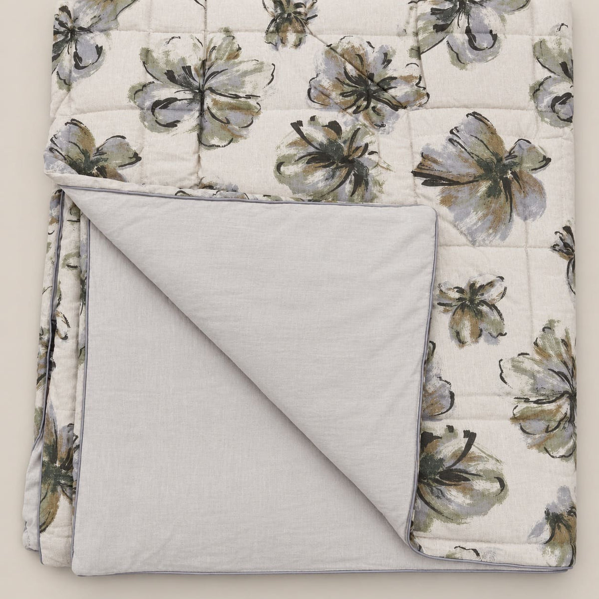 Magnolia Sage Green Floral 6-Piece King Size Comforter Bedding Set - Home Artisan