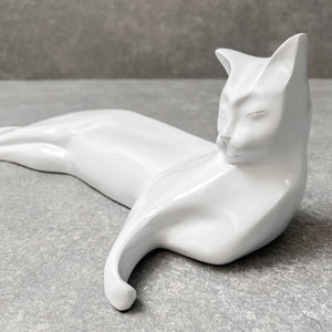 Milo White Cat Sculpture - Home Artisan