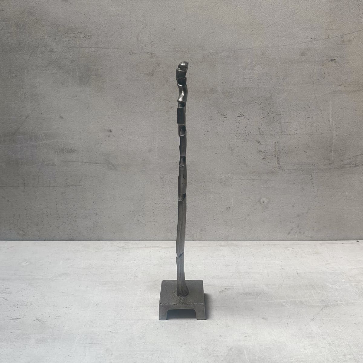 Unravel Cast Aluminium Sculpture - Home Artisan