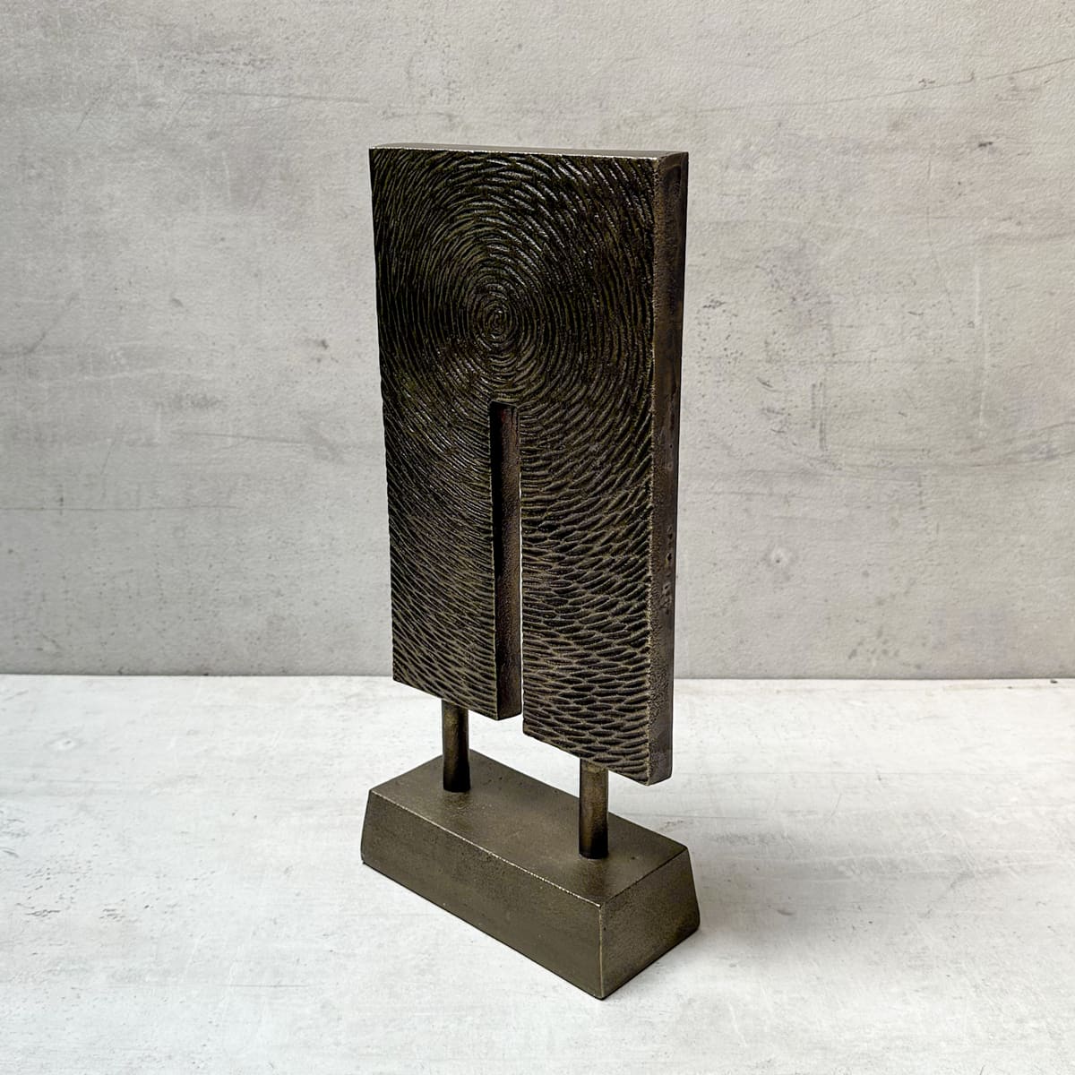 Mesmerize Cast Aluminium Sculpture - Home Artisan