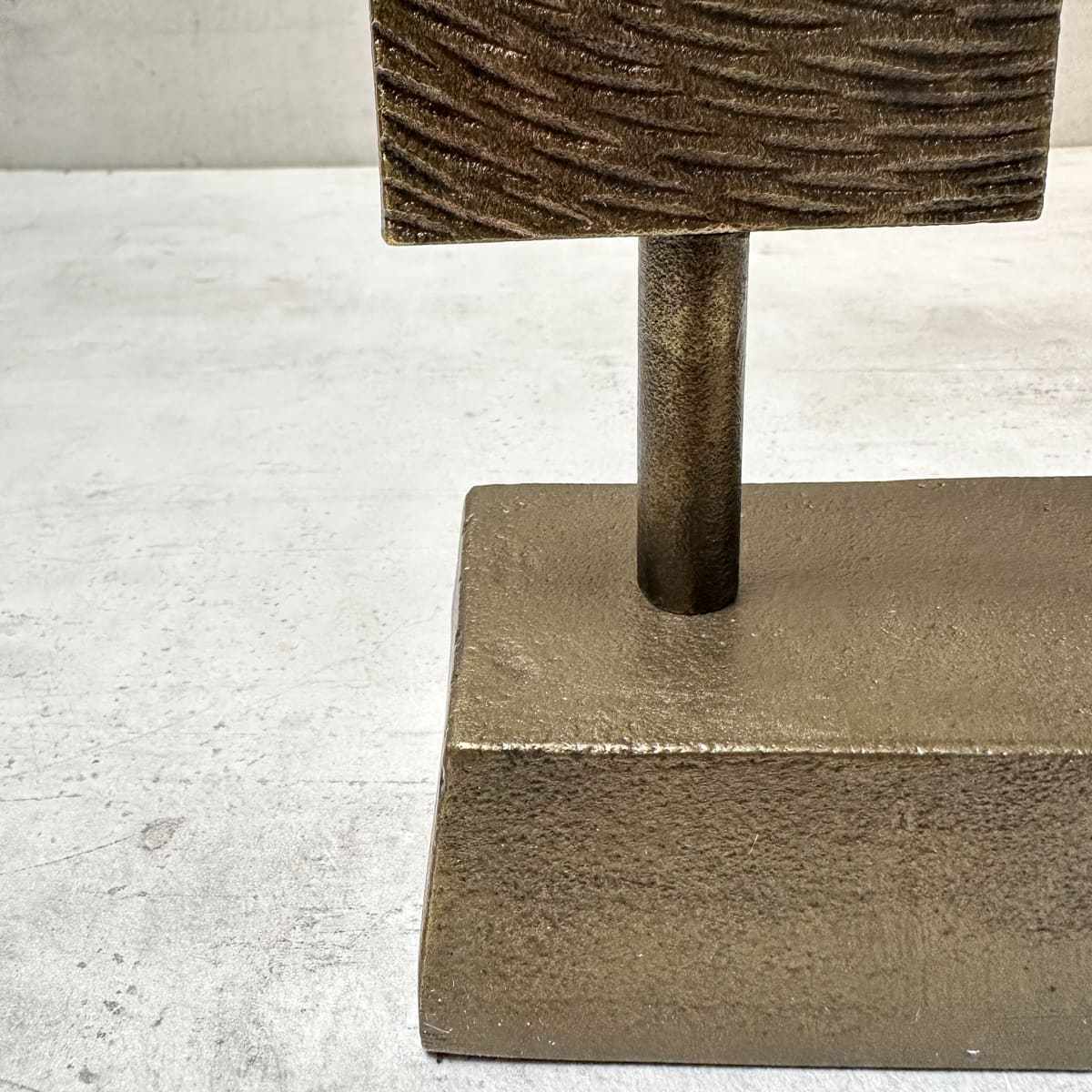 Mesmerize Cast Aluminium Sculpture - Home Artisan