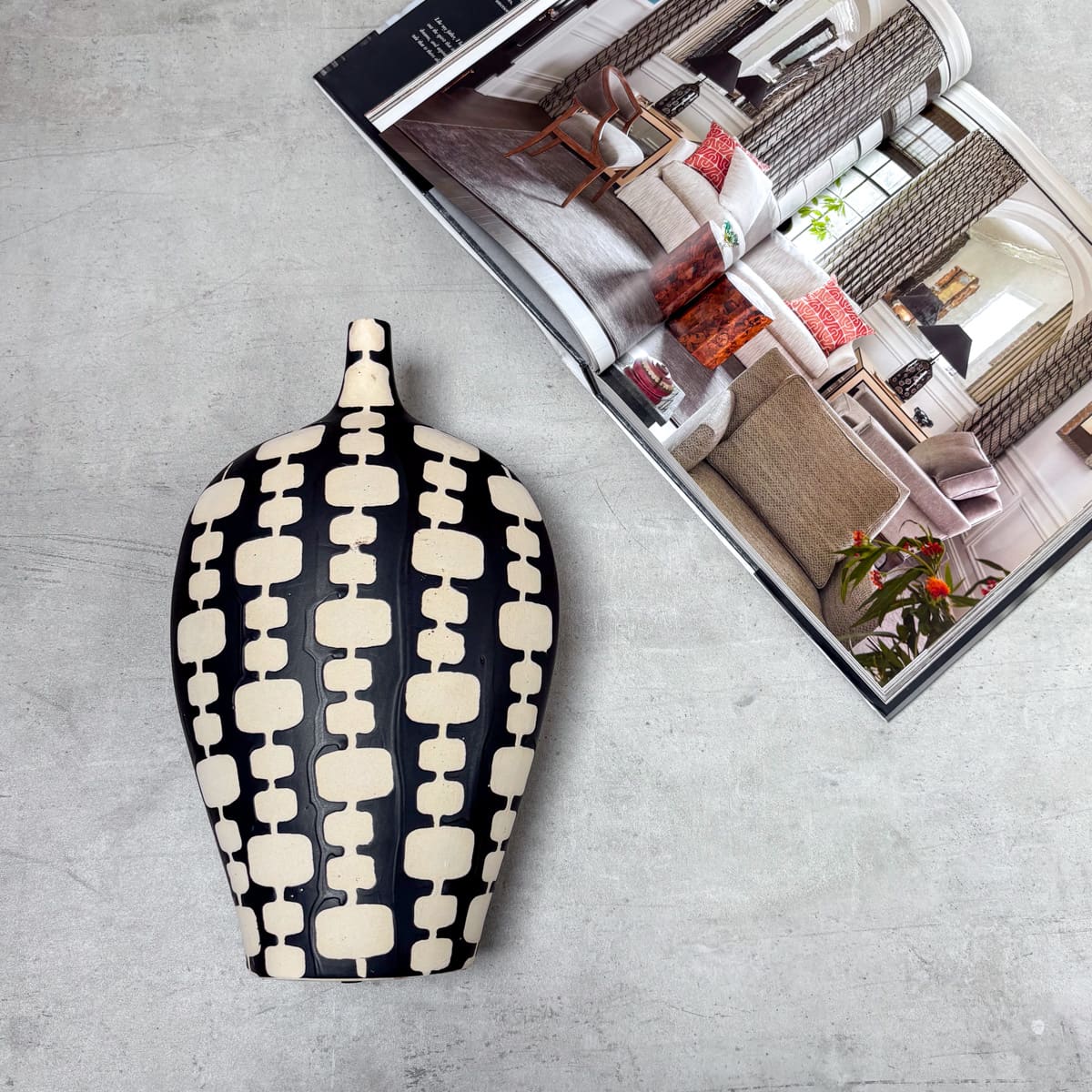 Totem Trace Ceramic Decor Object - Home Artisan