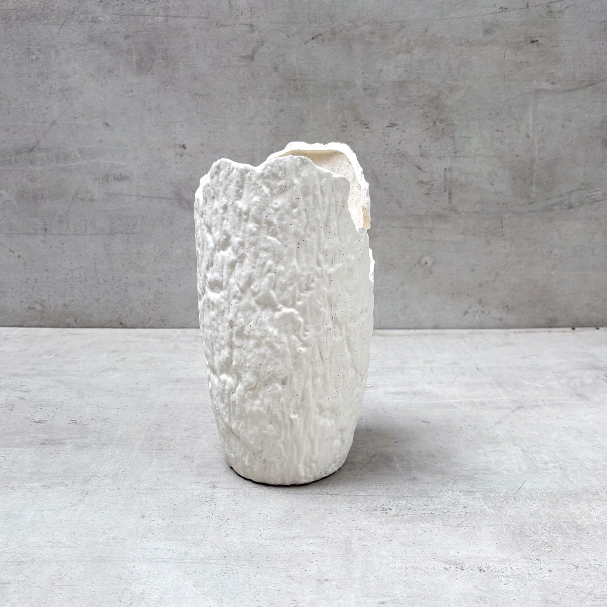 Thorne Textured Ceramic Decor Object (Large) - Home Artisan