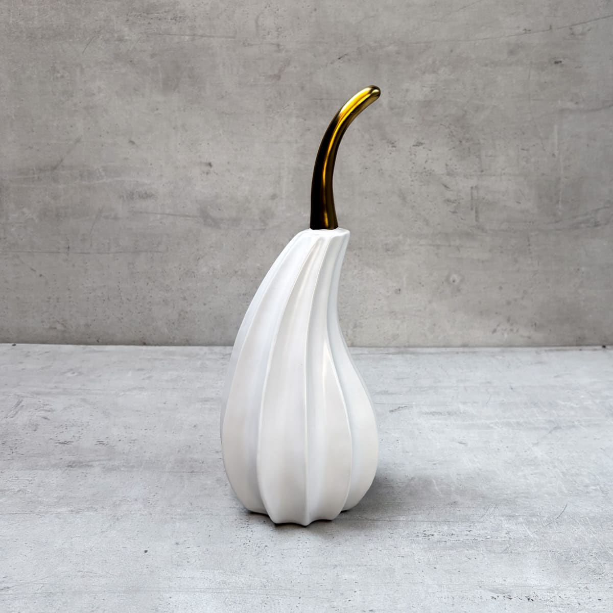 Garlic Luxe Ceramic Decor Accent (Large) - Home Artisan