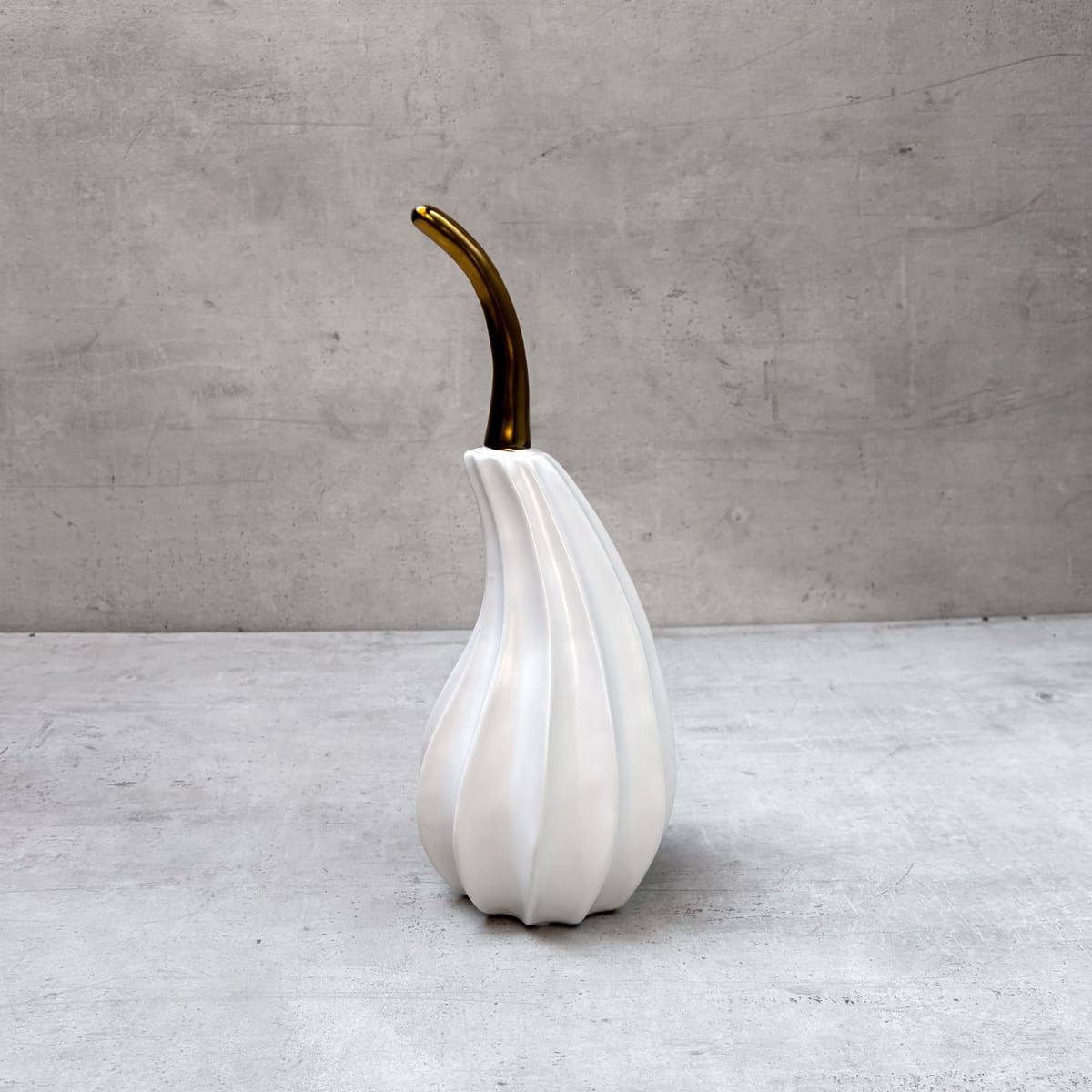 Garlic Luxe Ceramic Decor Accent (Large) - Home Artisan