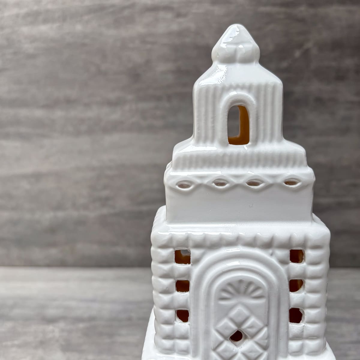 White Moroccan Tower Sculpture - Home Artisan