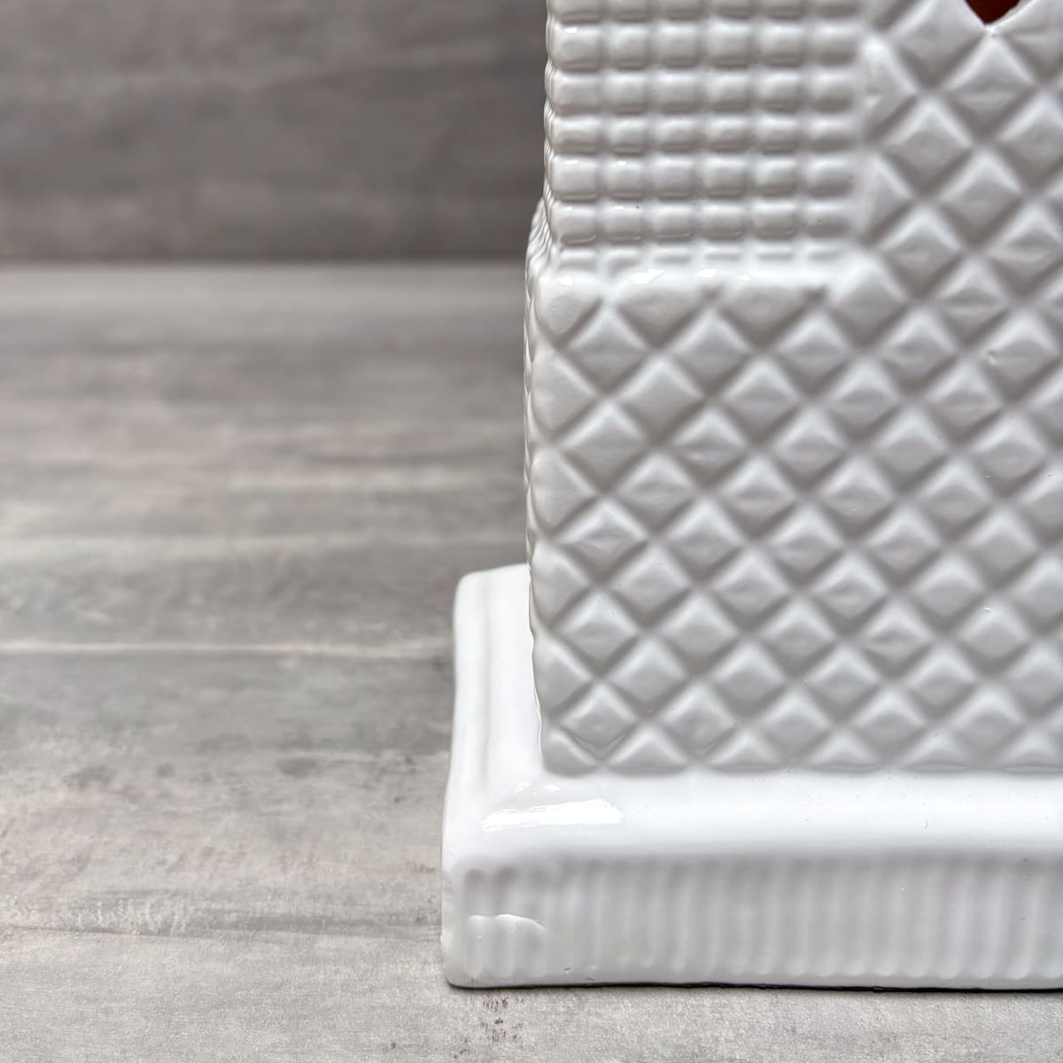 White Moroccan Tower Sculpture - Home Artisan