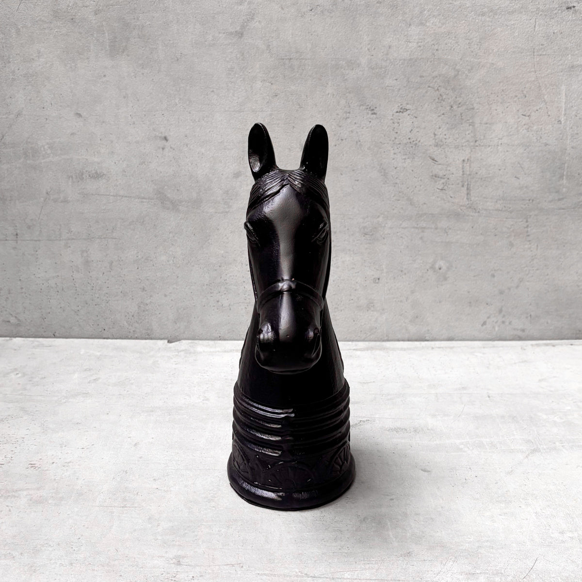 Royal Black Horse Head Metal Sculpture - Home Artisan