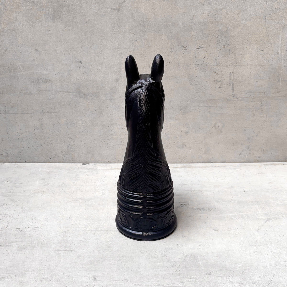 Royal Black Horse Head Metal Sculpture - Home Artisan