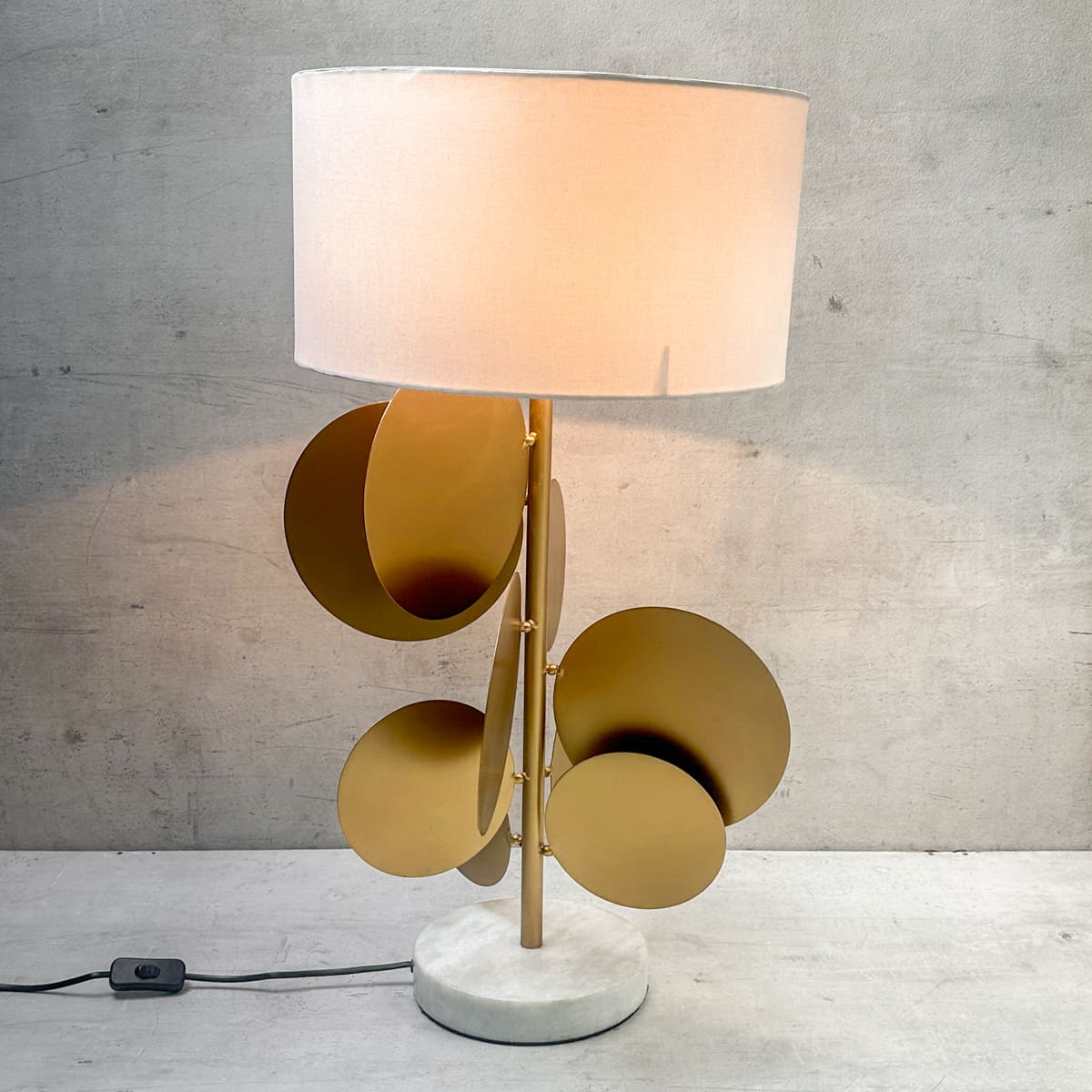 Wren Metal Table Lamp - Home Artisan