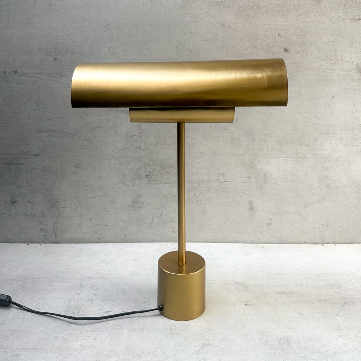 Benett Golden Metal Table Lamp - Home Artisan