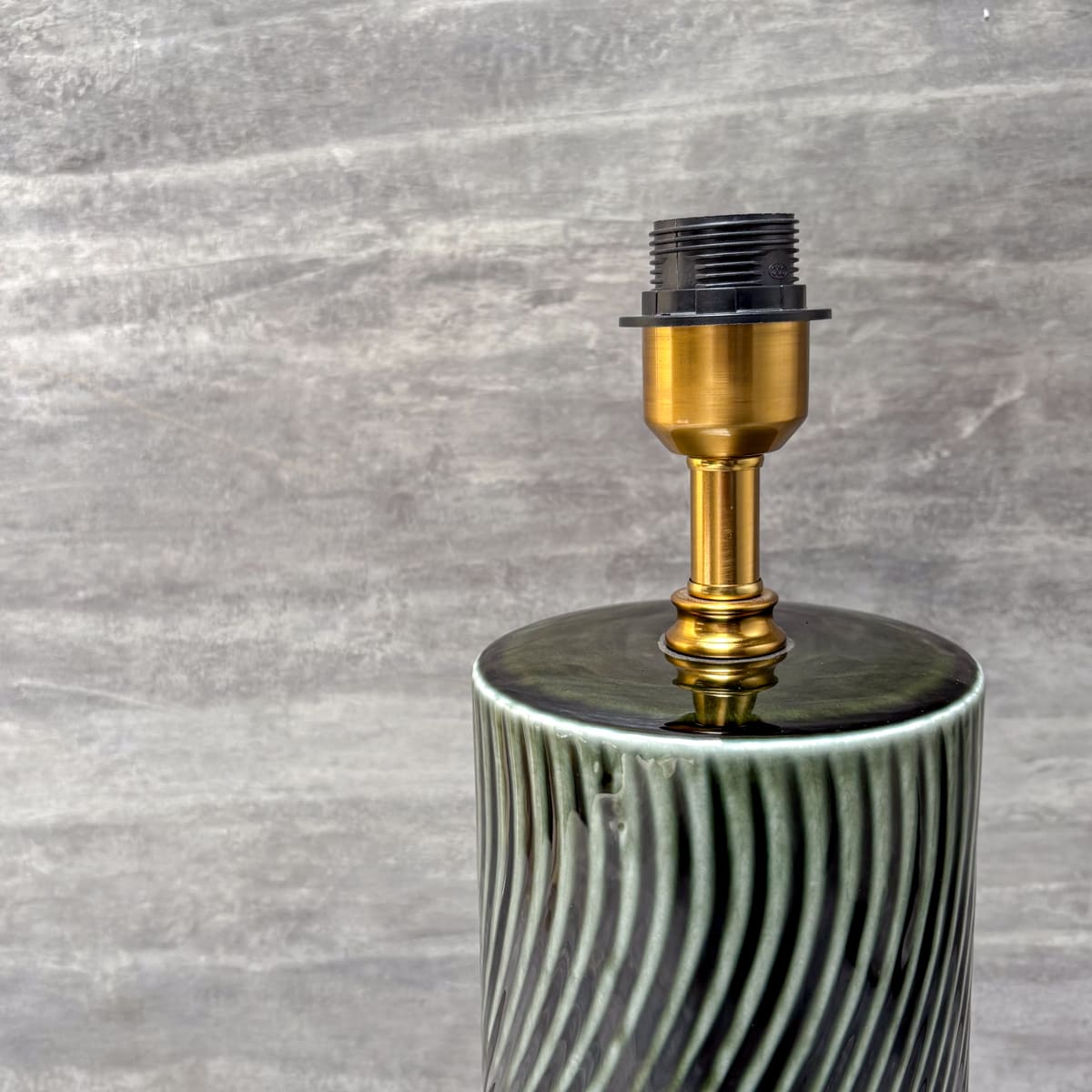 Green Ripple Ceramic Table Lamp