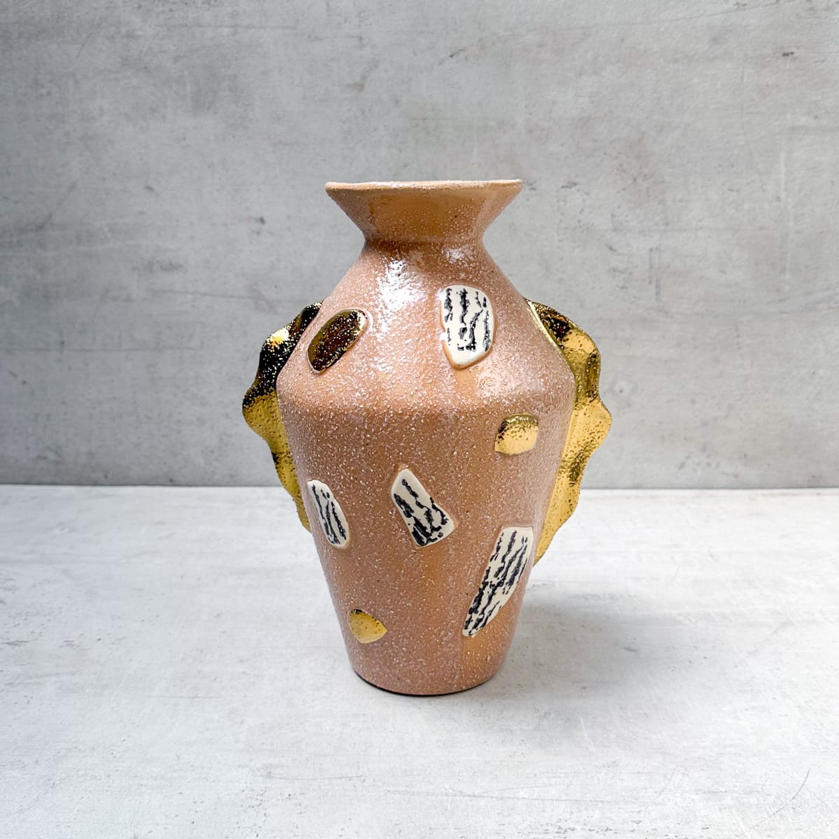 Desert Bloom Ceramic Vase - Home Artisan