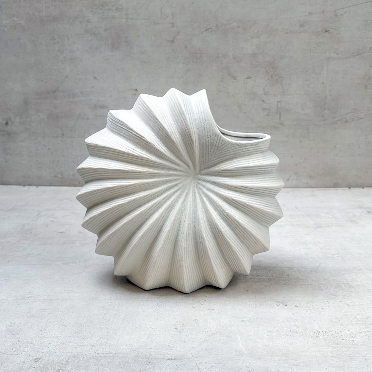 Nerida Shell White Ceramic Vase (Large) - Home Artisan