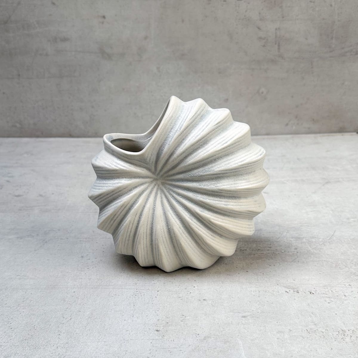 Nerida Shell White Ceramic Vase (Small) - Home Artisan