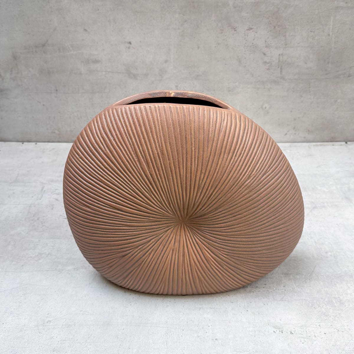 Sandcrest Shell Brown Ceramic Vase - Home Artisan