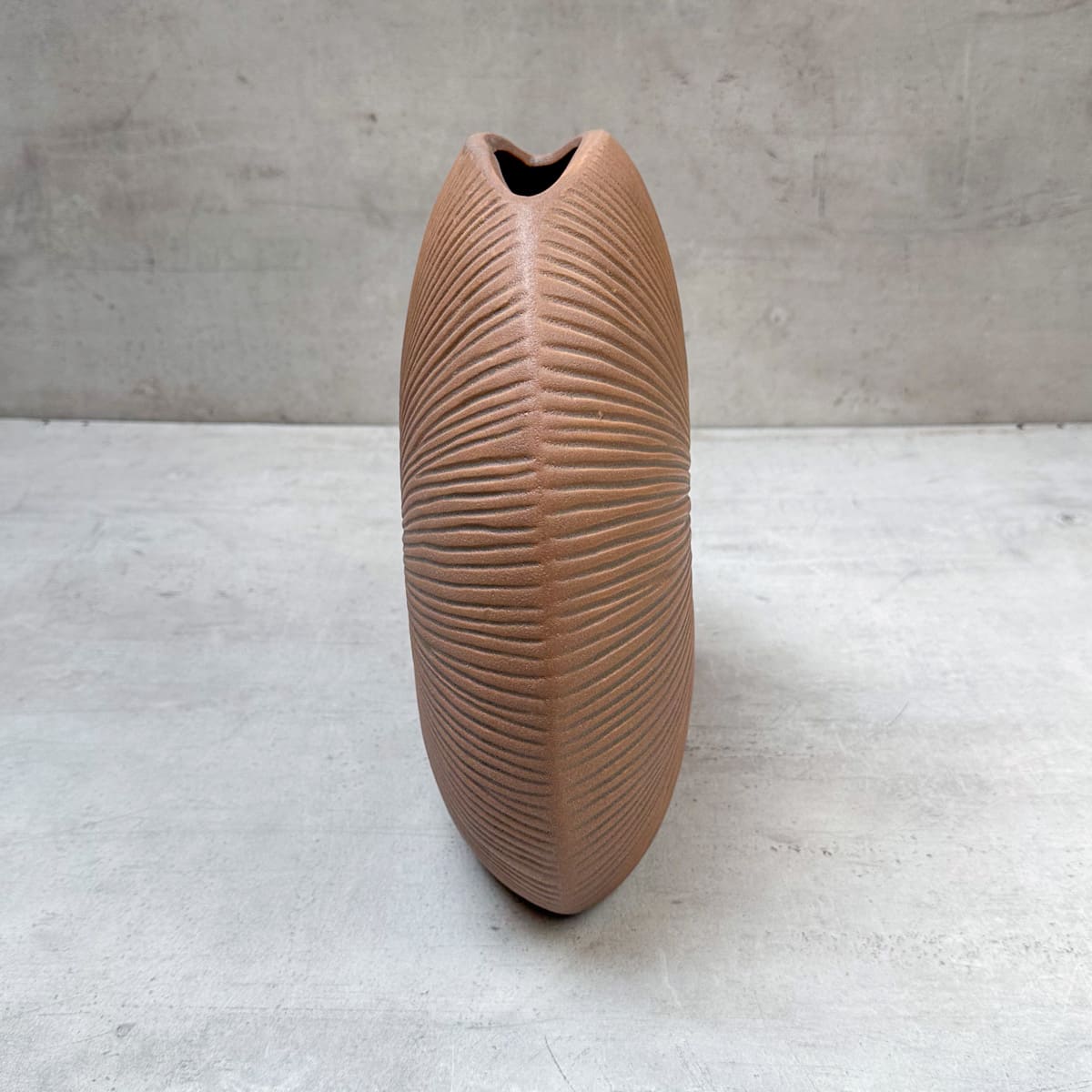 Sandcrest Shell Brown Ceramic Vase - Home Artisan