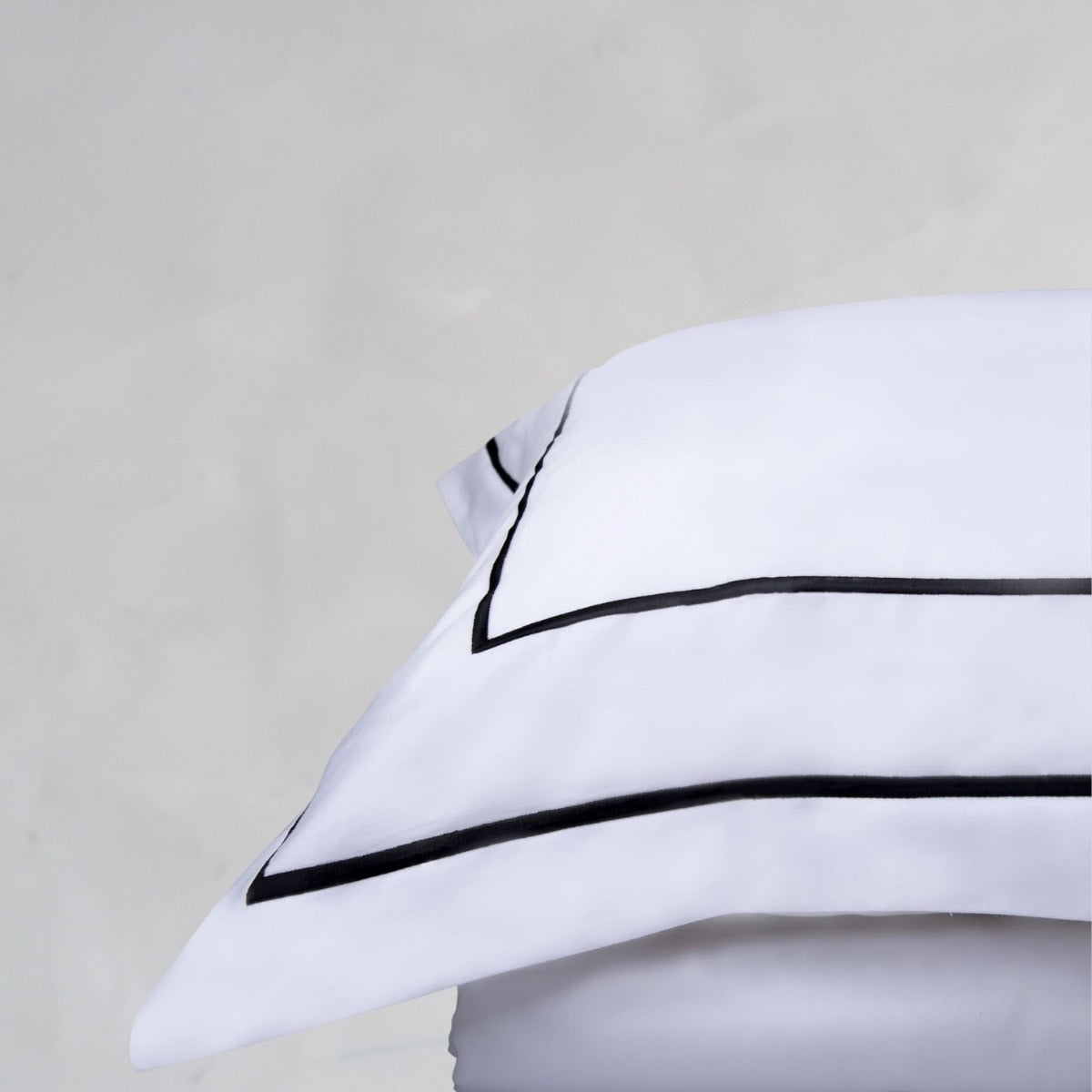 Classic White Cotton Sateen Bed Sheet by Veda Homes