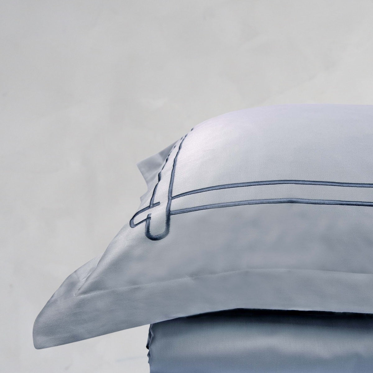 Little Hearts Silver Olive Cotton Sateen Bed Sheet by Veda Homes