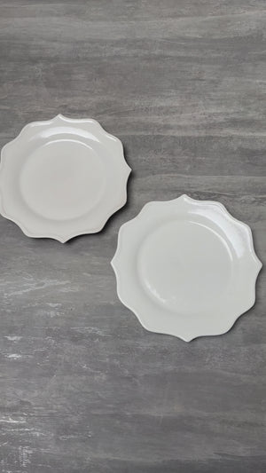 White Lotus Dinner Plate - Set of 2