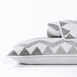 Adhira Cotton Quilt Set (3 pcs) by Houmn