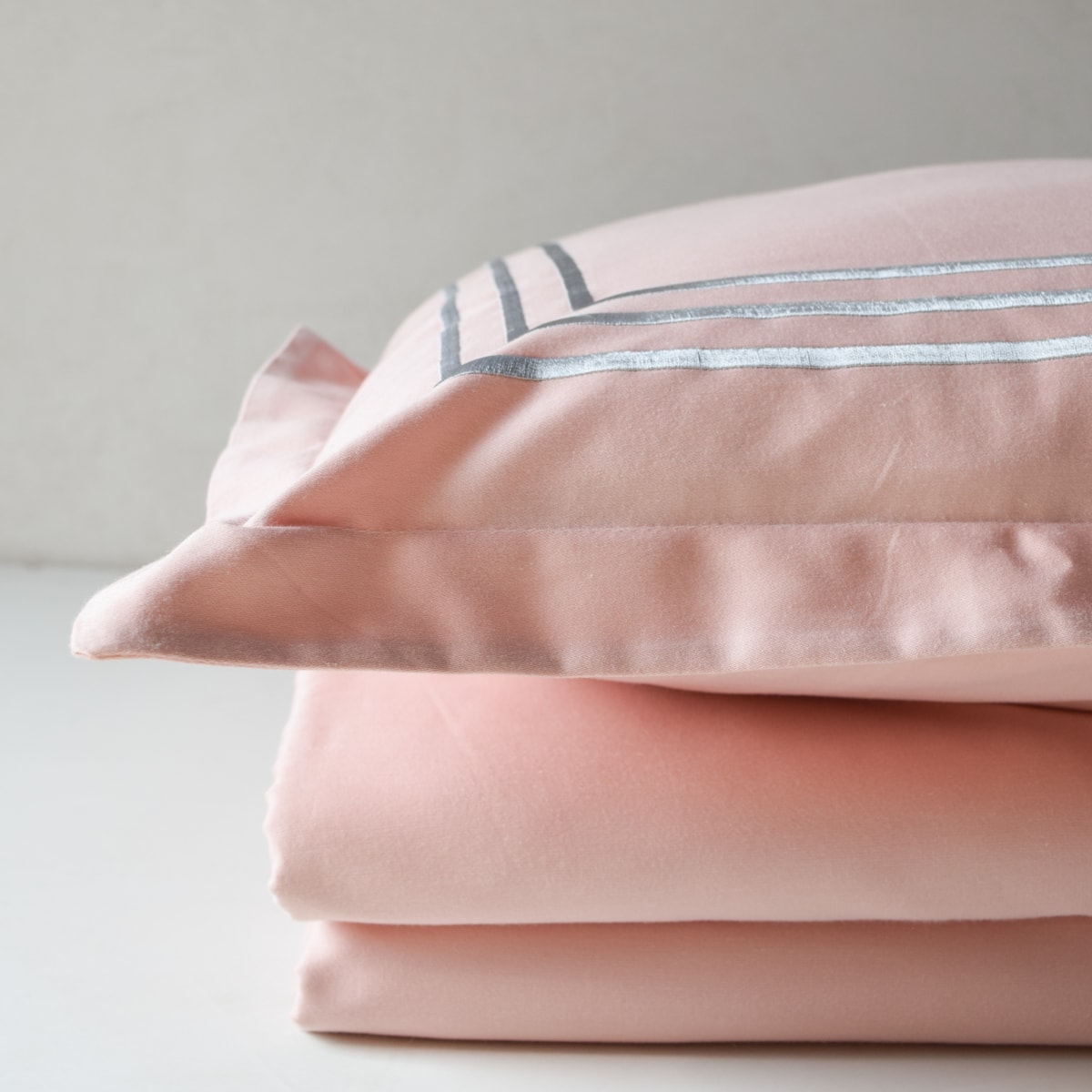 Parallel Coral Peach Cotton Sateen Bed Sheet by Veda Homes
