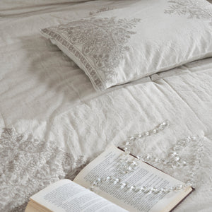 Sturgeon Embroidered Bedding Set (4 pcs) by Houmn