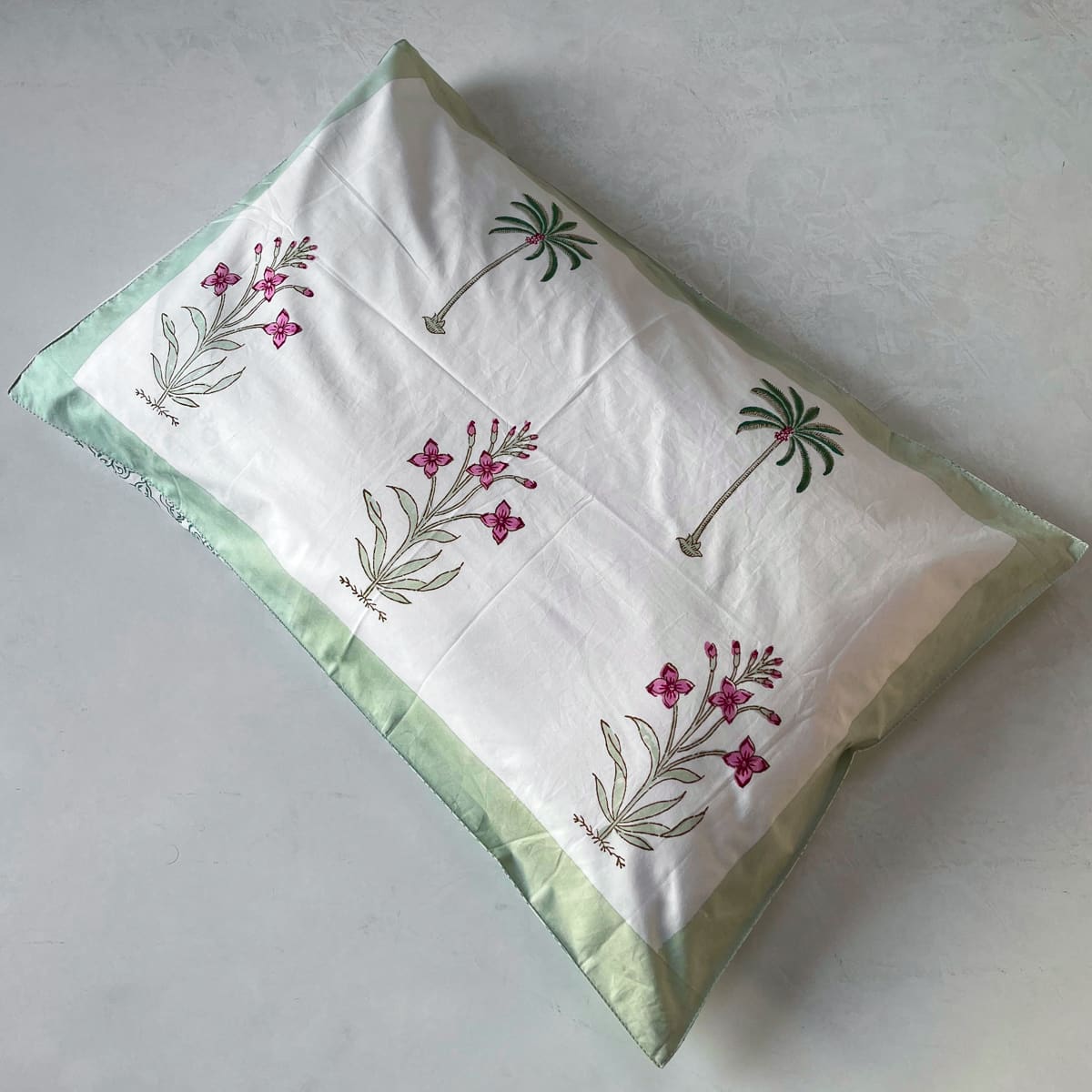 Faiza Floral Meshwork Hand Block Print Bed Sheet