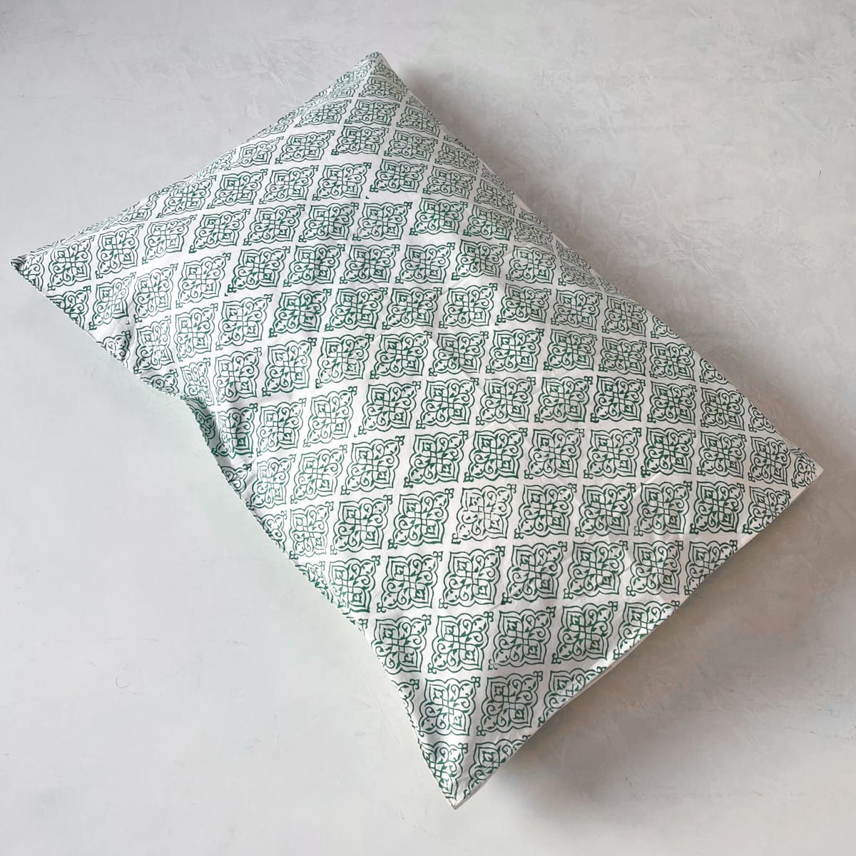 Faiza Floral Meshwork Hand Block Print Bed Sheet