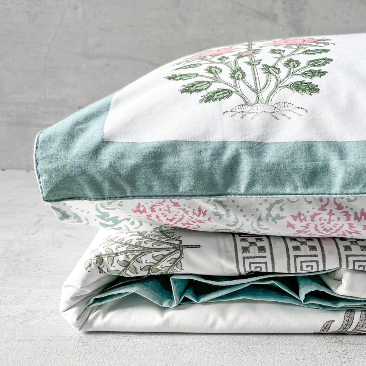 Ahida Floral Pattern Hand Block Print Bed Sheet - Home Artisan
