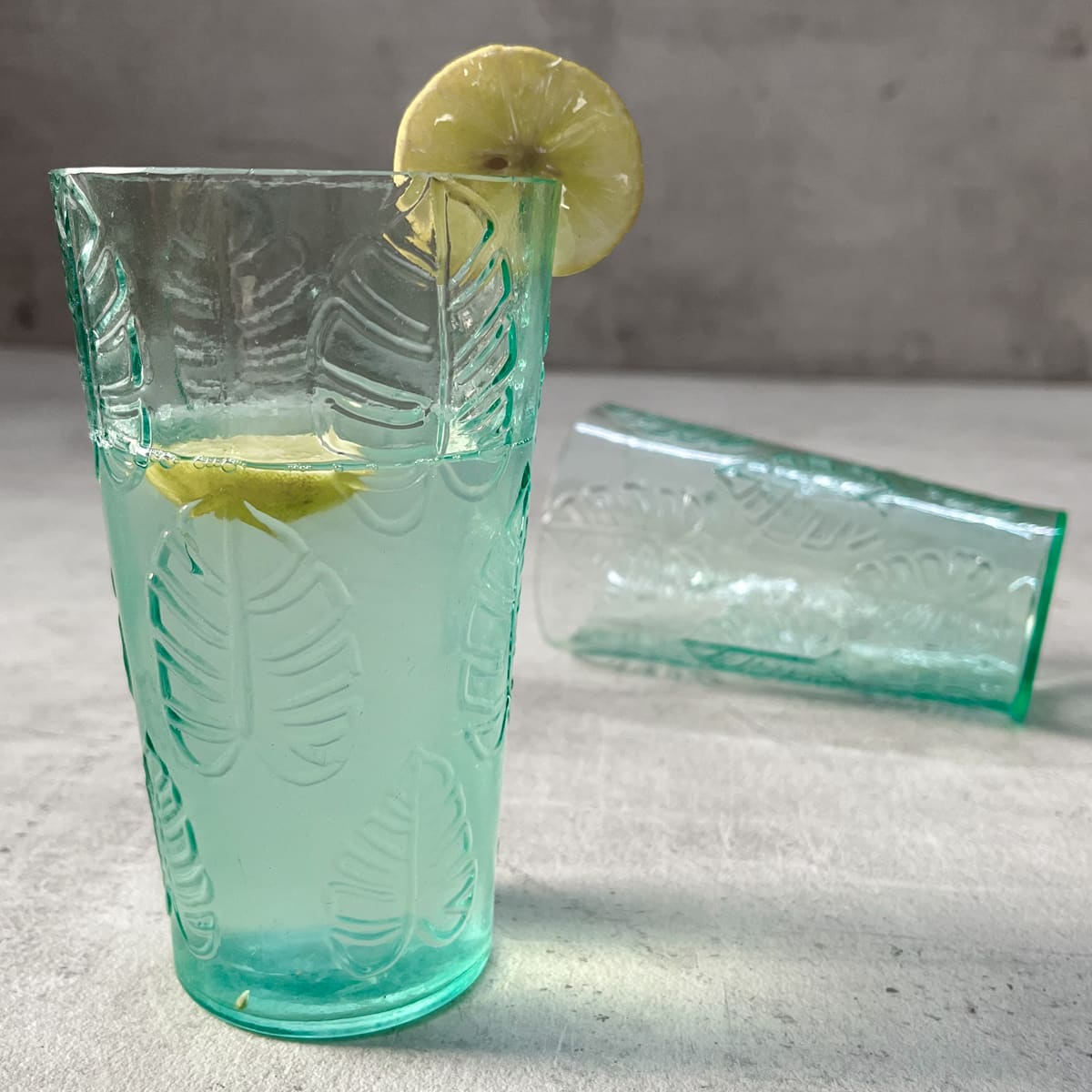 Bruno Turquoise Monstera Leaf Drinking Glass (Set of 2)