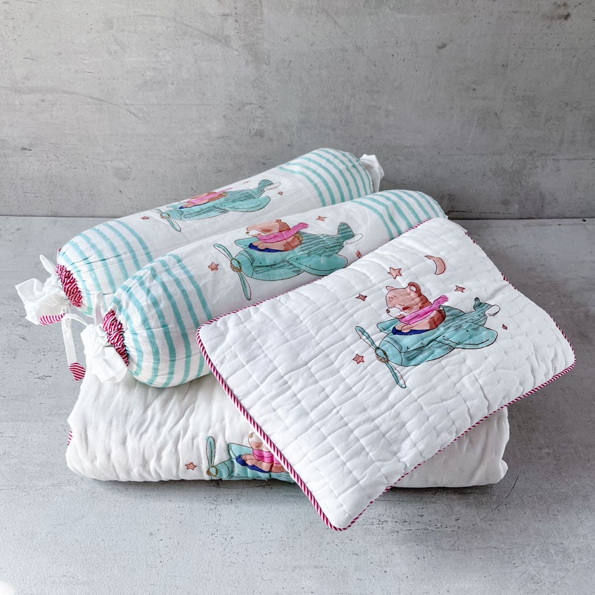 Fuzzy Bear On A Plane Hand Block Print Cotton Quilt Set  - Home Artisan