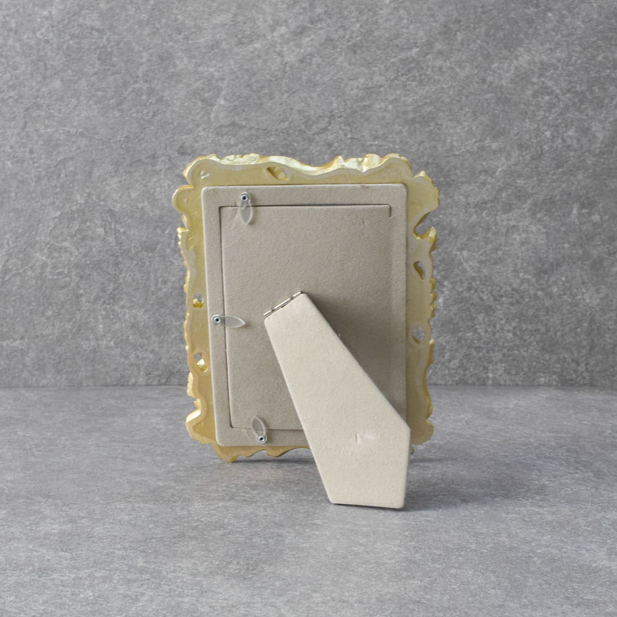 Isaia Golden Gingko Leaf Photo Frame (4x6)