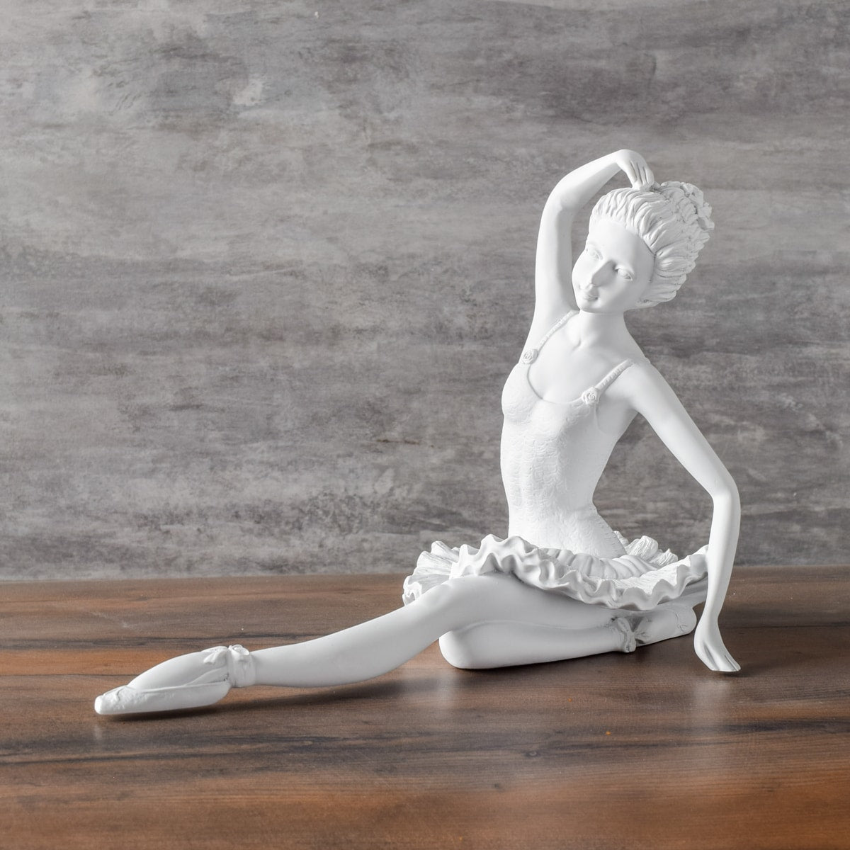 Aurelia Ballerina Sculpture - Home Artisan