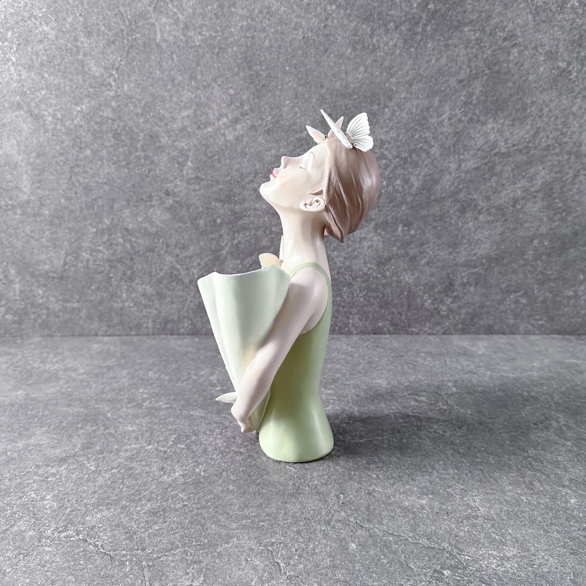 Beverly with a Bouquet Sculpture - Green