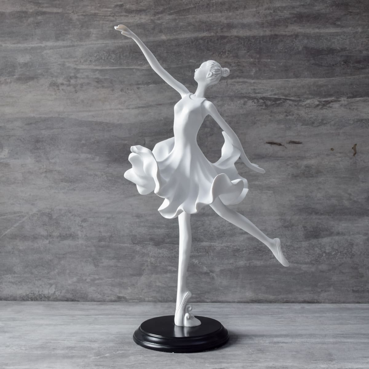 Leia Ballerina Sculpture