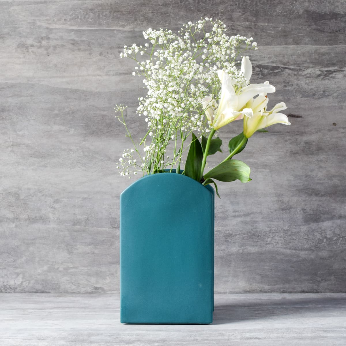 Espen Green Ceramic Vase - Home Artisan