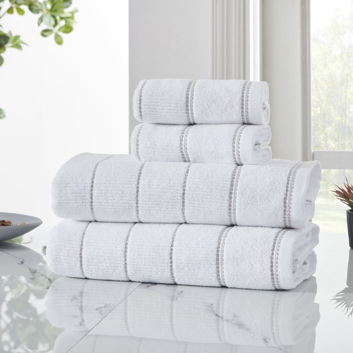 Symmetry Towel Set (White) - Home Artisan